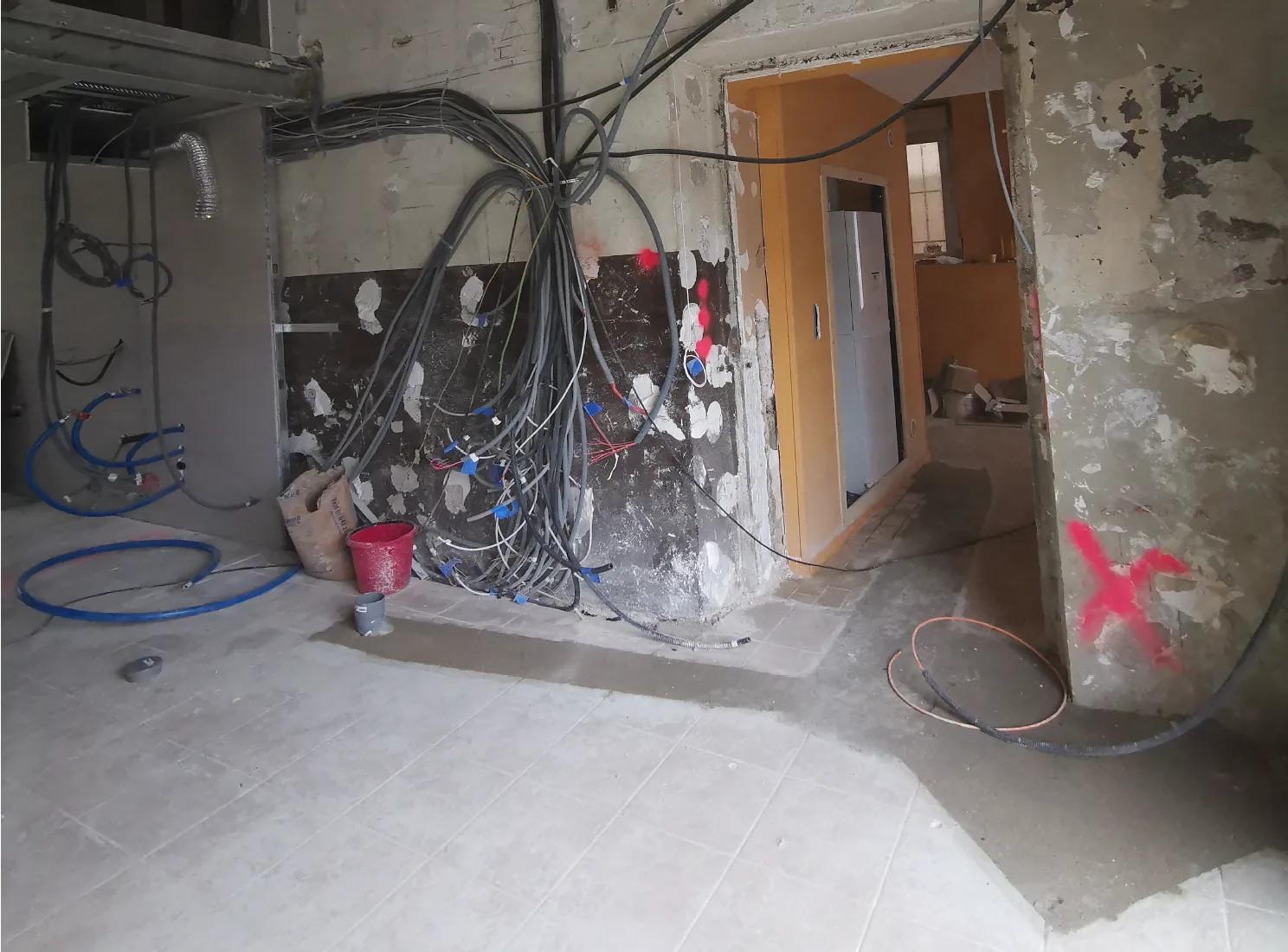 Aménagement intérieur après la réalisation de la tranchée