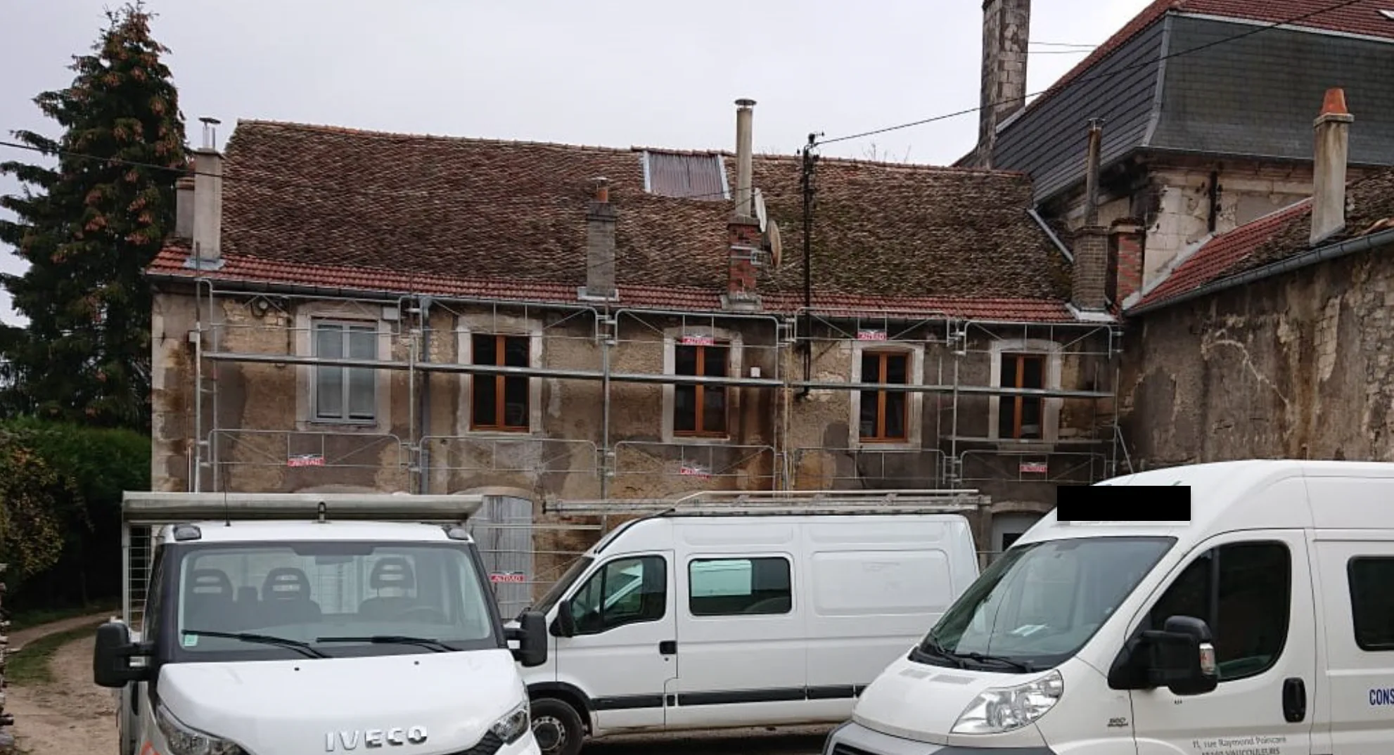Toiture ancienne avant réfection complète