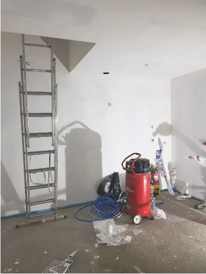 Pistolet à peinture avec compresseur